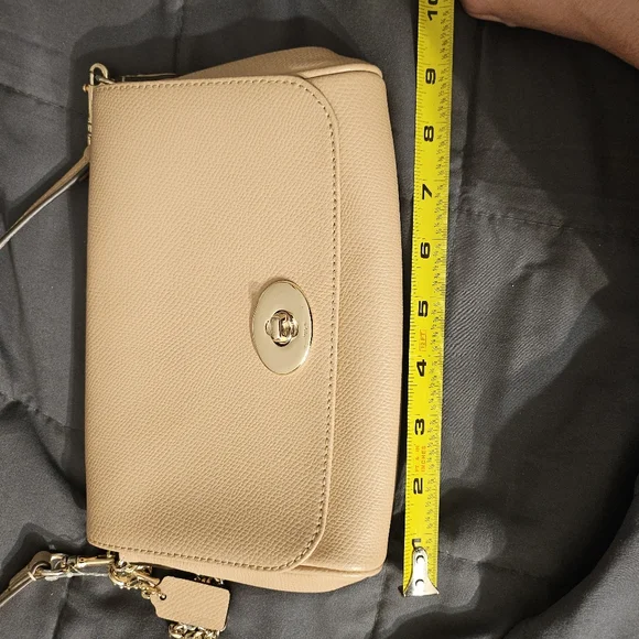 Nude coach purse - Picture 12 of 13